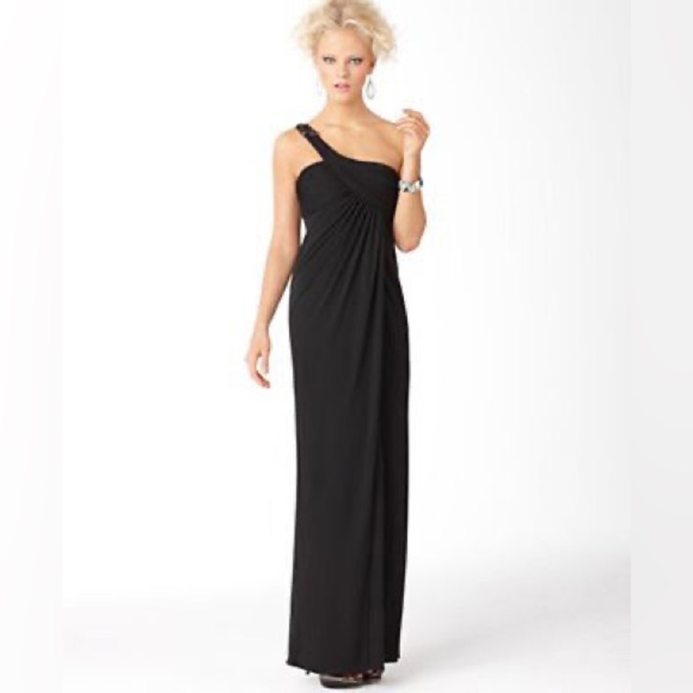 One-Shoulder Black Evening Gown